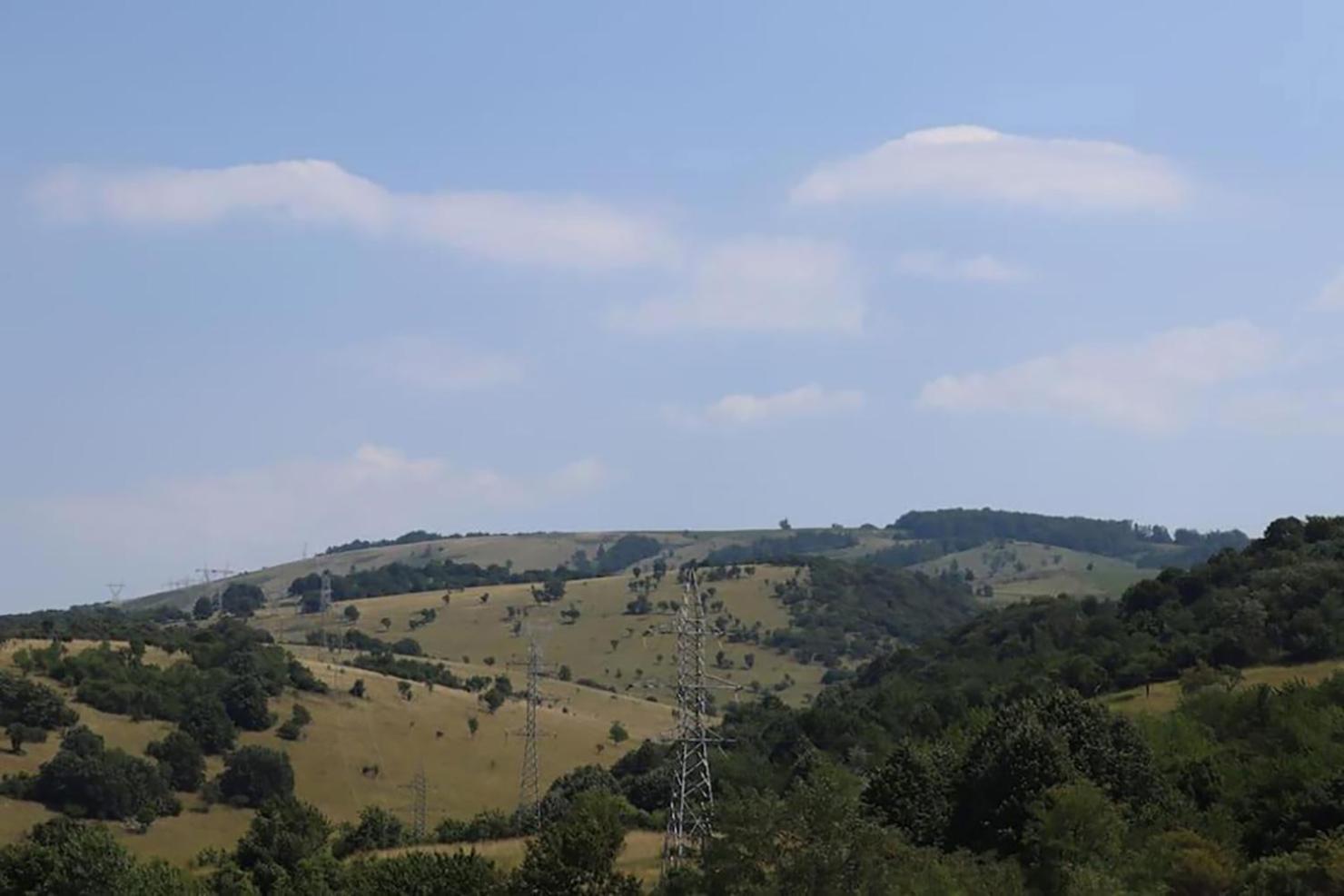 Salas U Bregu In Cheile Carasului Crasova Buitenkant foto