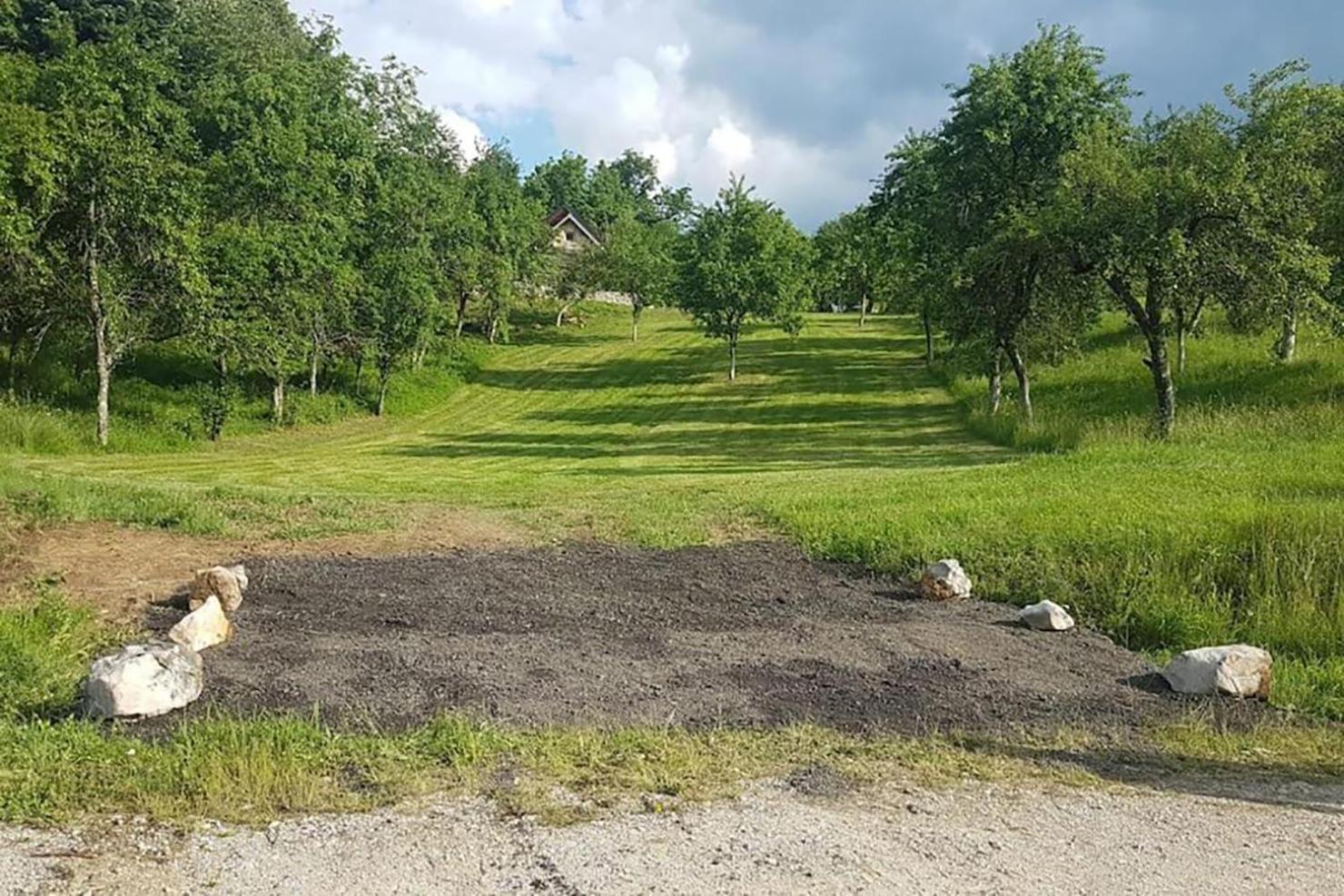 Salas U Bregu In Cheile Carasului Crasova Buitenkant foto